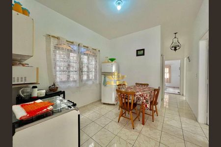 8_photo/94d1fe294b.f7e81ba1849dc159-ATLAS-9a300daa-47fd-4791-8089-eb9f4e44ad45.jpg de casa à venda com 4 quartos, 235m² em Vila Maia, Guarujá