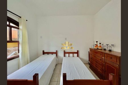 10_photo/94d1fe294b.f7e81ba1849dc159-ATLAS-9da7ea6f-dde4-4b42-bc71-5f7a522accbc.jpg de casa à venda com 4 quartos, 235m² em Vila Maia, Guarujá