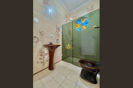 1_photo/94d1fe294b.f7e81ba1849dc159-ATLAS-d39a3c76-a68b-4be5-9183-abdf6958c358.jpg de casa à venda com 4 quartos, 235m² em Vila Maia, Guarujá