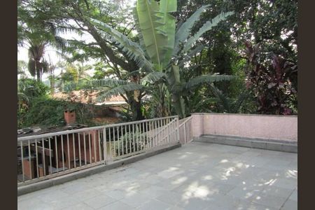 13_photo/94d1fe2ae1.ceff8192393c33de-ATLAS-1dd0cf4c-d33c-4b75-b1fb-39c851bfe163.jpg de casa à venda com 4 quartos, 600m² em Vila Julia, Guarujá