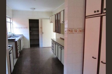 3_photo/94d1fe2ae1.ceff8192393c33de-ATLAS-339a8ac7-e07b-4a63-8fd9-a7ee58e913c7.jpg de casa para alugar com 4 quartos, 600m² em Vila Julia, Guarujá