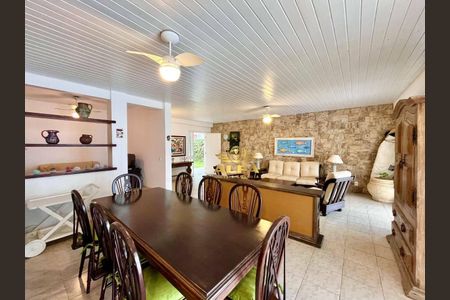 2_photo/94d1fe2d4f.98cf39ec7952f033-ATLAS-6d8ceede-6d08-479a-b5d4-90da20731fe6.jpg de casa à venda com 5 quartos, 350m² em Jardim Tejereba, Guarujá