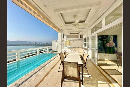 4_photo/94d1fe2d57.561dcad3d0cedf12-ATLAS-26da96d4-e5f3-4041-ad74-14d33c589db5.jpg de casa à venda com 4 quartos, 300m² em Jardim Tejereba, Guarujá