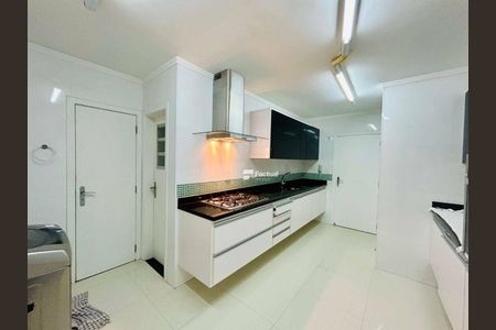 2_photo/94d1fe2dfb.ba2b6179f3dd195c-ATLAS-10f9e4e9-3ef0-4d04-b9c4-6e6880834498.jpg de apartamento à venda com 4 quartos, 135m² em Centro, Guarujá