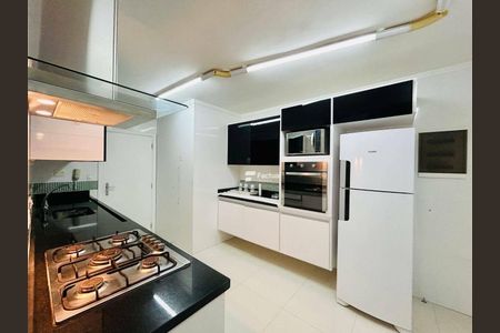 10_photo/94d1fe2dfb.ba2b6179f3dd195c-ATLAS-592e8dff-136f-4e7e-a6c9-1fc8922a7d51.jpg de apartamento à venda com 4 quartos, 135m² em Centro, Guarujá