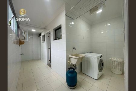 5_photo/94d1fe2e0d.4d23e920e0a88d69-ATLAS-b25540c6-22aa-48b5-b310-d8f8e1bd7f8e.jpg de apartamento à venda com 4 quartos, 220m² em Centro, Guarujá