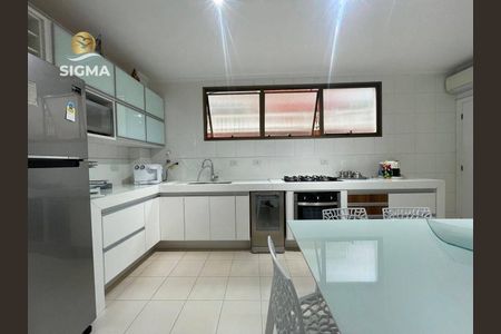 3_photo/94d1fe2e0d.4d23e920e0a88d69-ATLAS-e5d300b6-0fde-4bff-8b37-c110ec35ccb7.jpg de apartamento à venda com 4 quartos, 220m² em Centro, Guarujá