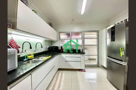 11_photo/94d1fe2e15.4da4ac8b47d8a13a-ATLAS-99f0a7ac-a0fd-47dd-a5cb-eed45df58d72.jpg de apartamento à venda com 3 quartos, 150m² em Centro, Guarujá