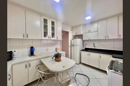 10_photo/94d1fe2e17.ba9e4bbb40a922da-ATLAS-6b673cb3-e25d-48b4-a760-c47d0277027b.jpg de apartamento à venda com 2 quartos, 75m² em Centro, Guarujá