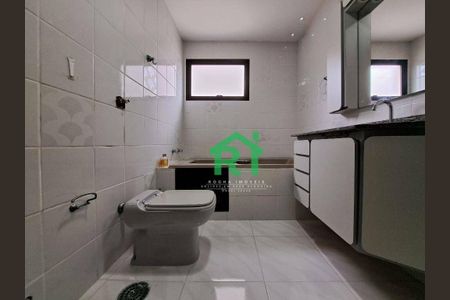 8_photo/94d1fe2e37.2dbad5feb672ec42-ATLAS-ca8a6cac-297d-4be6-937d-4b5d20623f09.jpg de apartamento à venda com 4 quartos, 220m² em Centro, Guarujá