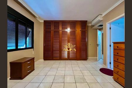 8_photo/94d1fe2e37.6c8e35c674eb8ee1-ATLAS-56cd6af4-78ae-436a-b5b6-46e8e09168ee.jpg de apartamento à venda com 4 quartos, 230m² em Centro, Guarujá