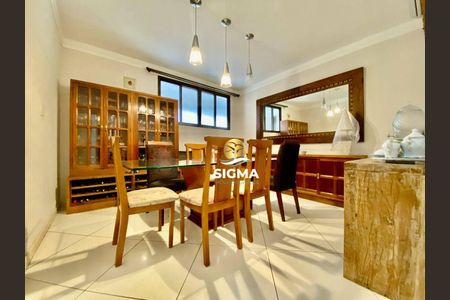 2_photo/94d1fe2e37.6c8e35c674eb8ee1-ATLAS-6f4e5bd8-829a-4832-8c95-21c924465d92.jpg de apartamento à venda com 5 quartos, 216m² em Centro, Guarujá