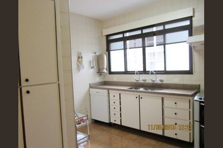 3_photo/94d1fe2e37.da19465bdcdb0010-ATLAS-74e4e309-ca18-498b-b1f5-dacb42aad390.jpg de apartamento à venda com 4 quartos, 228m² em Centro, Guarujá