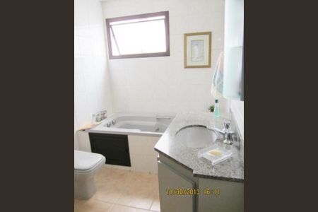 2_photo/94d1fe2e37.da19465bdcdb0010-ATLAS-9cec9859-0868-42e0-bf62-3b6e1feee23d.jpg de apartamento à venda com 4 quartos, 228m² em Centro, Guarujá