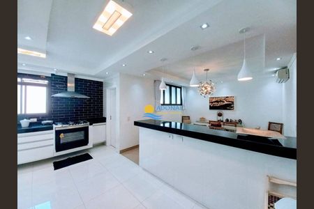 36_photo/94d1fe2e37.e7f35ab17ad6f69e-ATLAS-961c8a49-82a4-45b2-9335-c36ca29c92c0.jpg de apartamento à venda com 5 quartos, 213m² em Centro, Guarujá