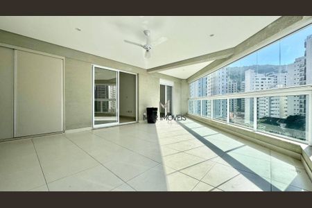 3_photo/94d1fe2e45.c4ae0e2ce4242df6-ATLAS-581508aa-fad6-40a3-a3bf-10f5e8cf8b87.jpg de apartamento à venda com 3 quartos, 145m² em Centro, Guarujá