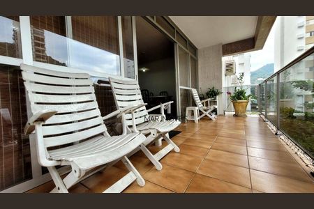 2_photo/94d1fe2e4f.922e6b8d43adc4d7-ATLAS-4e58a41b-d493-40a6-a7ae-6d58f2f87d7a.jpg de apartamento à venda com 3 quartos, 170m² em Centro, Guarujá