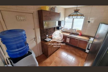 16_photo/94d1fe2e53.df3c855b63513852-ATLAS-aa6d9200-80e3-4cd5-b67f-5b2dc8466a1b.jpg de apartamento à venda com 3 quartos, 120m² em Centro, Guarujá