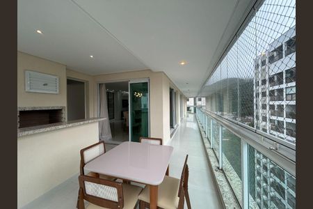 3_photo/94d1fe2e6b.9b951deb808d3272-ATLAS-08de54eb-e536-43fc-9a8a-4571857db8d2.jpg de apartamento à venda com 3 quartos, 175m² em Vila Maia, Guarujá