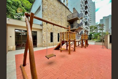 42_photo/94d1fe2e6f.332bbec85e49e208-ATLAS-bce8b9cd-c5a2-4126-8930-e3b0dd39f625.jpg de apartamento à venda com 3 quartos, 137m² em Centro, Guarujá