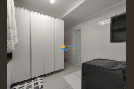 11_photo/94d1fe2e6f.deb18e0b2ad90c52-ATLAS-c10d6ec0-face-4897-9bda-c5c87a30109d.jpg de apartamento à venda com 3 quartos, 137m² em Centro, Guarujá