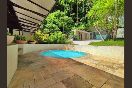 32_photo/94d1fe2e6f.e0f8c12d656f5185-ATLAS-9868e25f-66da-40c1-b8e8-6bde7e9fbabb.jpg de apartamento à venda com 3 quartos, 137m² em Centro, Guarujá