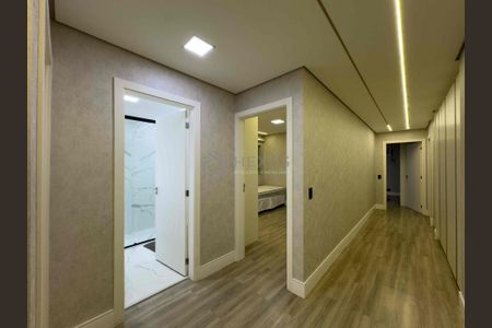 4_photo/94d1fe2f83.4f0f11c8b1d619b9-ATLAS-3b1aa536-a20d-445d-9bb4-e401a5e82fc1.jpg de apartamento à venda com 4 quartos, 235m² em Centro, Guarujá