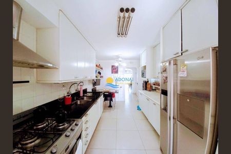 3_photo/94d1fe2fd9.0f39a3fccee518bf-ATLAS-075f49e4-2a8e-4780-b936-eecea505d842.jpg de apartamento à venda com 3 quartos, 171m² em Centro, Guarujá