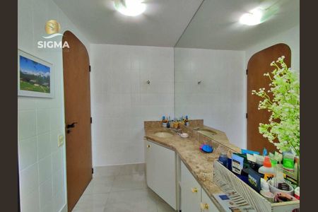 8_photo/94d1fe2fd9.a20860e9dc5280cc-ATLAS-e10b4e3e-aee7-4e57-82bd-9287ecce9b55.jpg de apartamento à venda com 3 quartos, 172m² em Centro, Guarujá