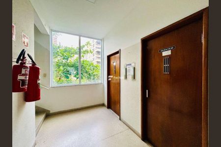 8_photo/94d1fe2ff7.8c659384328c0c88-ATLAS-dfc6bc4b-b5ac-4cb7-8baa-71beddbddfda.jpg de apartamento à venda com 1 quarto, 48m² em Centro, Guarujá