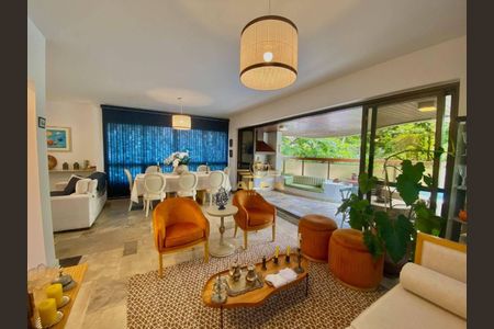 3_photo/94d1fe2ffb.b37fb779aadef412-ATLAS-33e84c23-b6ec-435b-96bc-aed84faec4e0.jpg de apartamento à venda com 3 quartos, 176m² em Centro, Guarujá