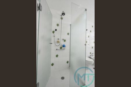 29_photo/94d1fe300d.f093c9732010e8f9-ATLAS-7282bc3e-bc56-4677-8424-e7ac94a87f32.jpg de apartamento à venda com 3 quartos, 120m² em Centro, Guarujá