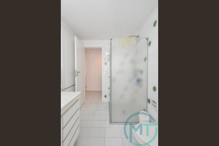 27_photo/94d1fe300d.f093c9732010e8f9-ATLAS-dc66a190-135d-4a9d-806a-e045cc1eca29.jpg de apartamento à venda com 3 quartos, 120m² em Centro, Guarujá