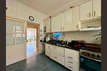 8_photo/94d1fe301b.6d9651e8157cc78f-ATLAS-5d76ac06-208c-4668-8d44-b63befa70a4d.jpg de apartamento à venda com 4 quartos, 159m² em Centro, Guarujá