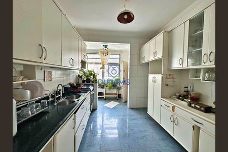 11_photo/94d1fe301d.b7426d6ce7a0254e-ATLAS-594e3afd-daa0-48a2-8965-b4ed51fcaa61.jpg de apartamento à venda com 3 quartos, 130m² em Centro, Guarujá