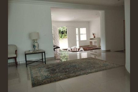 4_photo/94d1fe301d.fc3124ead6c5d417-ATLAS-cb99b0a7-42c8-4962-bb77-04d45d2cd190.jpg de casa à venda com 5 quartos, 723m² em Centro, Guarujá