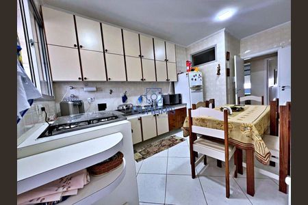 8_photo/94d1fe302d.4b5a54162d880965-ATLAS-5546afff-b7de-4228-a1ef-7f731eb2d09a.jpg de apartamento à venda com 2 quartos, 130m² em Centro, Guarujá