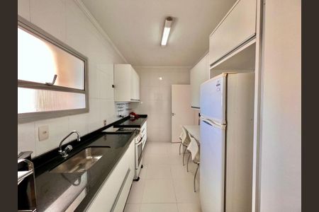 4_photo/94d1fe303b.bead9756d8d2391a-ATLAS-67ffef76-0186-4086-af5e-7bab1aa1e4e1.jpg de apartamento à venda com 3 quartos, 140m² em Centro, Guarujá