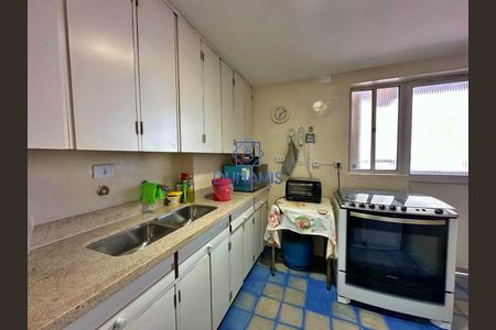 18_photo/94d1fe31cd.b0f24fc2d67cbb6e-ATLAS-bc3e2f8f-6078-4a52-942f-e4c8cc057e8d.jpg de apartamento à venda com 4 quartos, 177m² em Centro, Guarujá