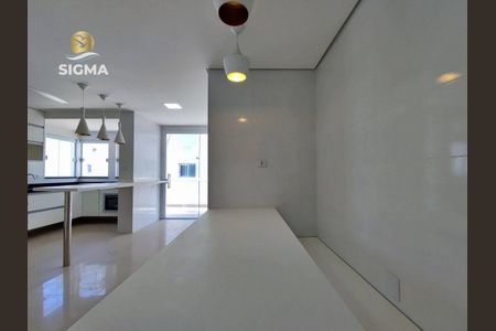 10_photo/94d1fe31e7.5ca4827bd80645a9-ATLAS-dd13c384-e6b9-4129-a128-6fdcf37dda29.jpg de apartamento à venda com 3 quartos, 200m² em Centro, Guarujá