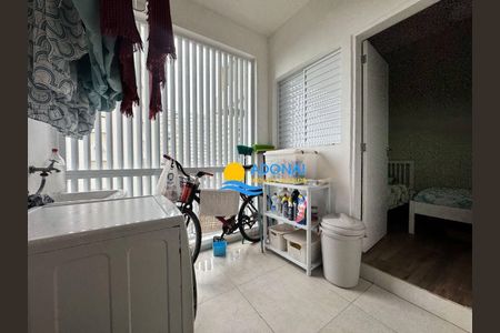 18_photo/94d1fe3209.c90b0fb76bb6c871-ATLAS-9bef429c-94ac-4e3b-880f-2eeb561e4e67.jpg de apartamento à venda com 2 quartos, 95m² em Centro, Guarujá