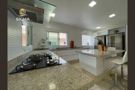 1_photo/94d1fe3285.1f165a0d506a0aea-ATLAS-0d2b120b-44ca-4f25-9e96-12dbf7bb27cf.jpg de casa à venda com 7 quartos, 689m² em Jardim Tejereba, Guarujá