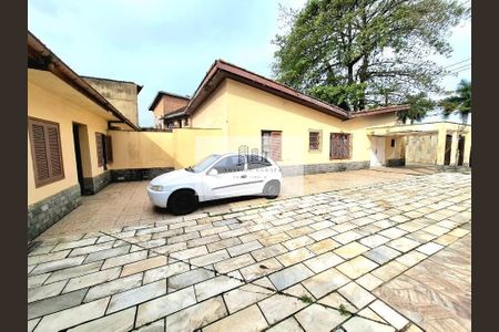 6_photo/94d1fe3285.eb4747a7722cd593-ATLAS-f6ade6f9-fd6a-4e81-a5af-373458a2a573.jpg de casa à venda com 5 quartos, 222m² em Jardim Tejereba, Guarujá