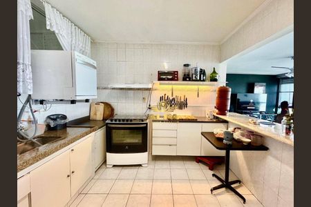 12_photo/94d1fe33af.526b8d0f117d2dc5-ATLAS-548a371c-7f90-49fe-a25f-7bd99a3c6a29.jpg de apartamento à venda com 2 quartos, 120m² em Centro, Guarujá