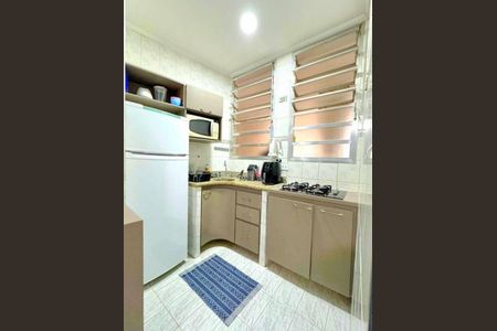 4_photo/94d1fe3a97.8afb14c28ca4662f-ATLAS-6f45d5a6-9fde-455d-80b7-a6932ca47cf0.jpg de apartamento à venda com 1 quarto, 40m² em Centro, Guarujá