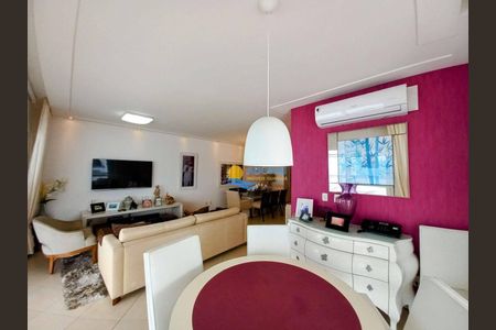 7_photo/94d1fe3aa3.1e038e8778cddd95-ATLAS-2ba7e310-24d1-4e7d-9737-96564e4cd50a.jpg de apartamento à venda com 3 quartos, 168m² em Centro, Guarujá