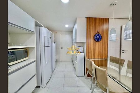 12_photo/94d1fe3aa3.ddb651905f012f2d-ATLAS-6553d6e6-4a89-4d3d-a21b-b797a9e89db9.jpg de apartamento à venda com 3 quartos, 180m² em Centro, Guarujá