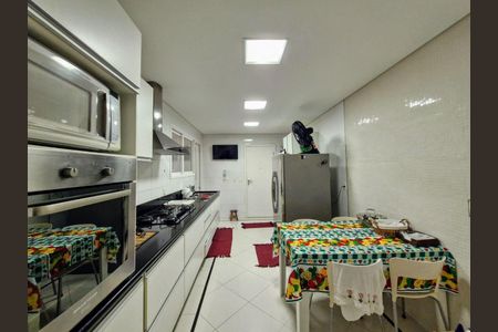 2_photo/94d1fe3aa3.ffa80decdc2f876c-ATLAS-07f14578-c953-43a1-a782-385e25dc3c78.jpg de apartamento à venda com 3 quartos, 166m² em Centro, Guarujá