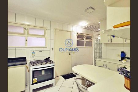 10_photo/94d1fe3ac5.4f5ed0f0140bae26-ATLAS-fad93329-e73f-4896-b65e-af03c56721b0.jpg de apartamento à venda com 2 quartos, 65m² em Centro, Guarujá