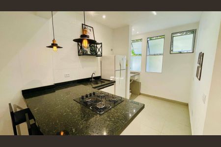 4_photo/94d1fe3b2b.910002c4e0aec0d2-ATLAS-49d81e72-b94b-4662-bdf9-621deaa34b53.jpg de apartamento à venda com 2 quartos, 50m² em Centro, Guarujá